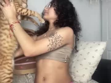 girl Free Milf And Mature Live Sex Cams with miaxrain