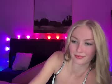 girl Free Milf And Mature Live Sex Cams with kyliexxrose