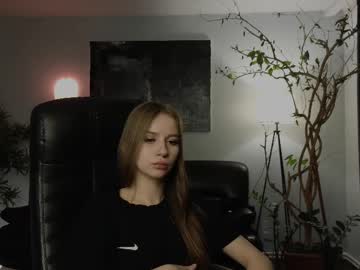 girl Free Milf And Mature Live Sex Cams with klayro
