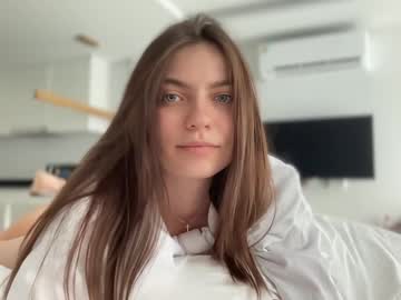 girl Free Milf And Mature Live Sex Cams with kattyyy_catt