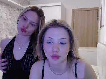 couple Free Milf And Mature Live Sex Cams with alice_nika