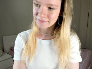 girl Free Milf And Mature Live Sex Cams with wandabeldon