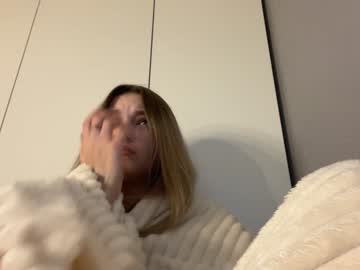girl Free Milf And Mature Live Sex Cams with norakiso