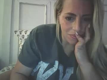 girl Free Milf And Mature Live Sex Cams with michellee_michaels