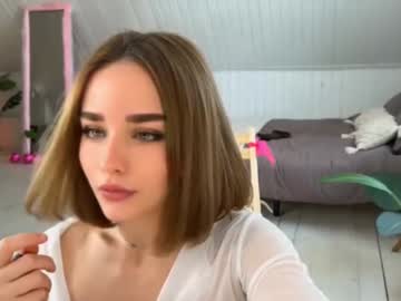 girl Free Milf And Mature Live Sex Cams with emiliya057