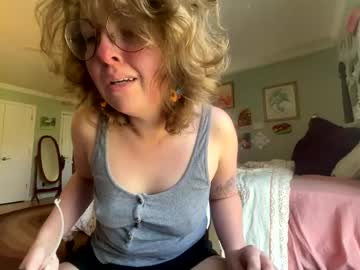 girl Free Milf And Mature Live Sex Cams with miss_daphne333
