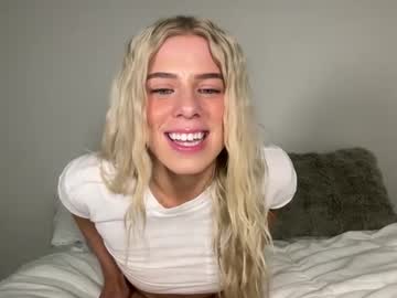 girl Free Milf And Mature Live Sex Cams with gardenofedennn