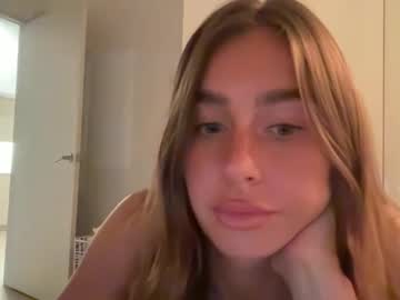 girl Free Milf And Mature Live Sex Cams with akinkykittyy