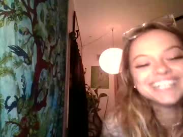 girl Free Milf And Mature Live Sex Cams with teddysky69