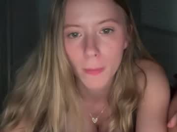girl Free Milf And Mature Live Sex Cams with kittyscarlett18