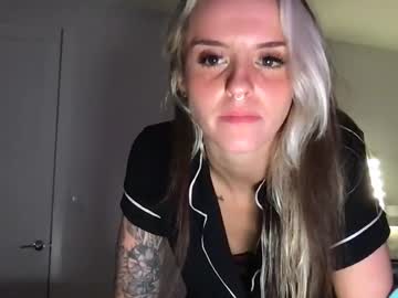 girl Free Milf And Mature Live Sex Cams with chandraxo