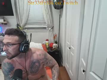 couple Free Milf And Mature Live Sex Cams with mrstr33tfr33k
