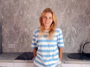 girl Free Milf And Mature Live Sex Cams with gillianengelby